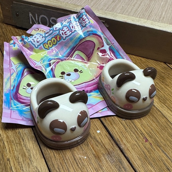 Baby Three 400% and One pair of BB3 Shoes - Picture 2 of 5